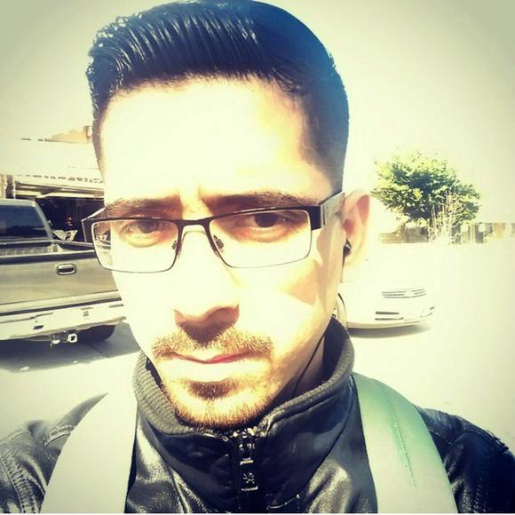 Meet your Posher, Ramiro - Picture 1 of 1